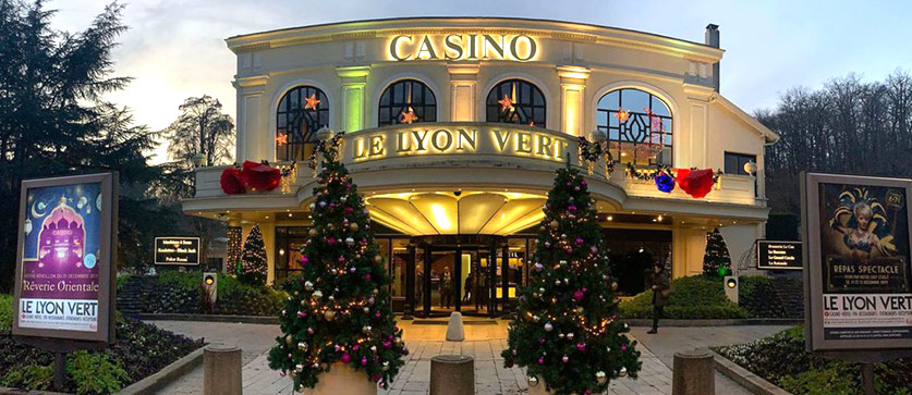 Le superbe Casino du Lyon Vert dans les Monts du Lyonnais